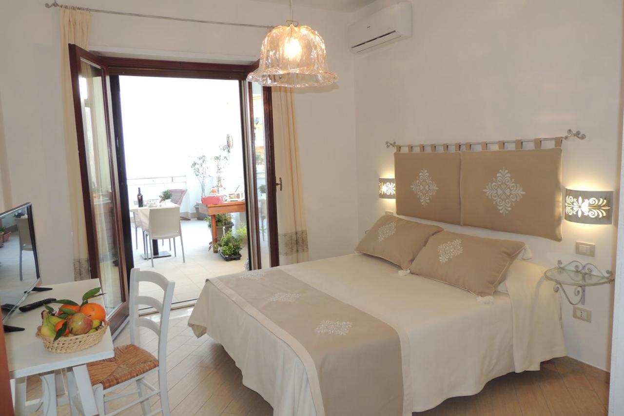 La Terrazza Panzió Oristano Kültér fotó