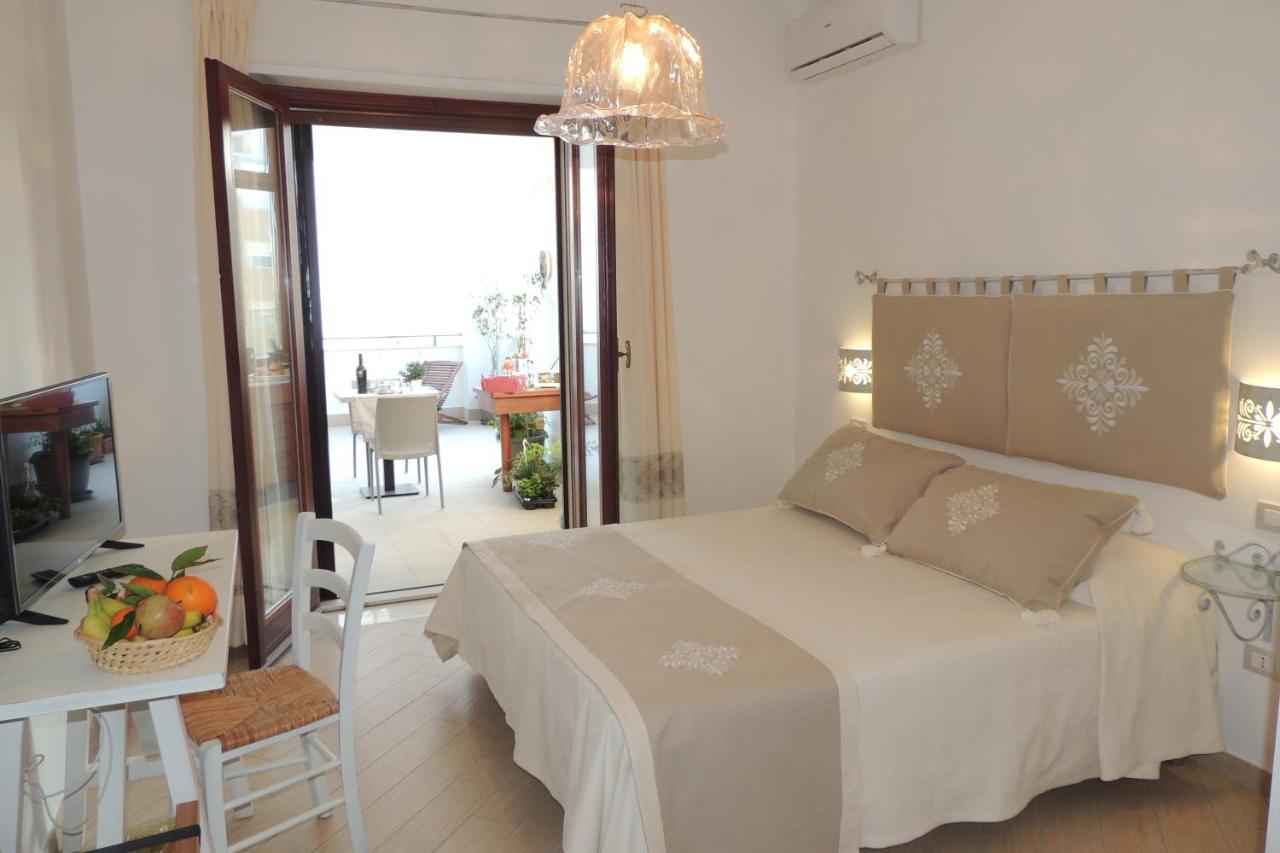 La Terrazza Panzió Oristano Kültér fotó